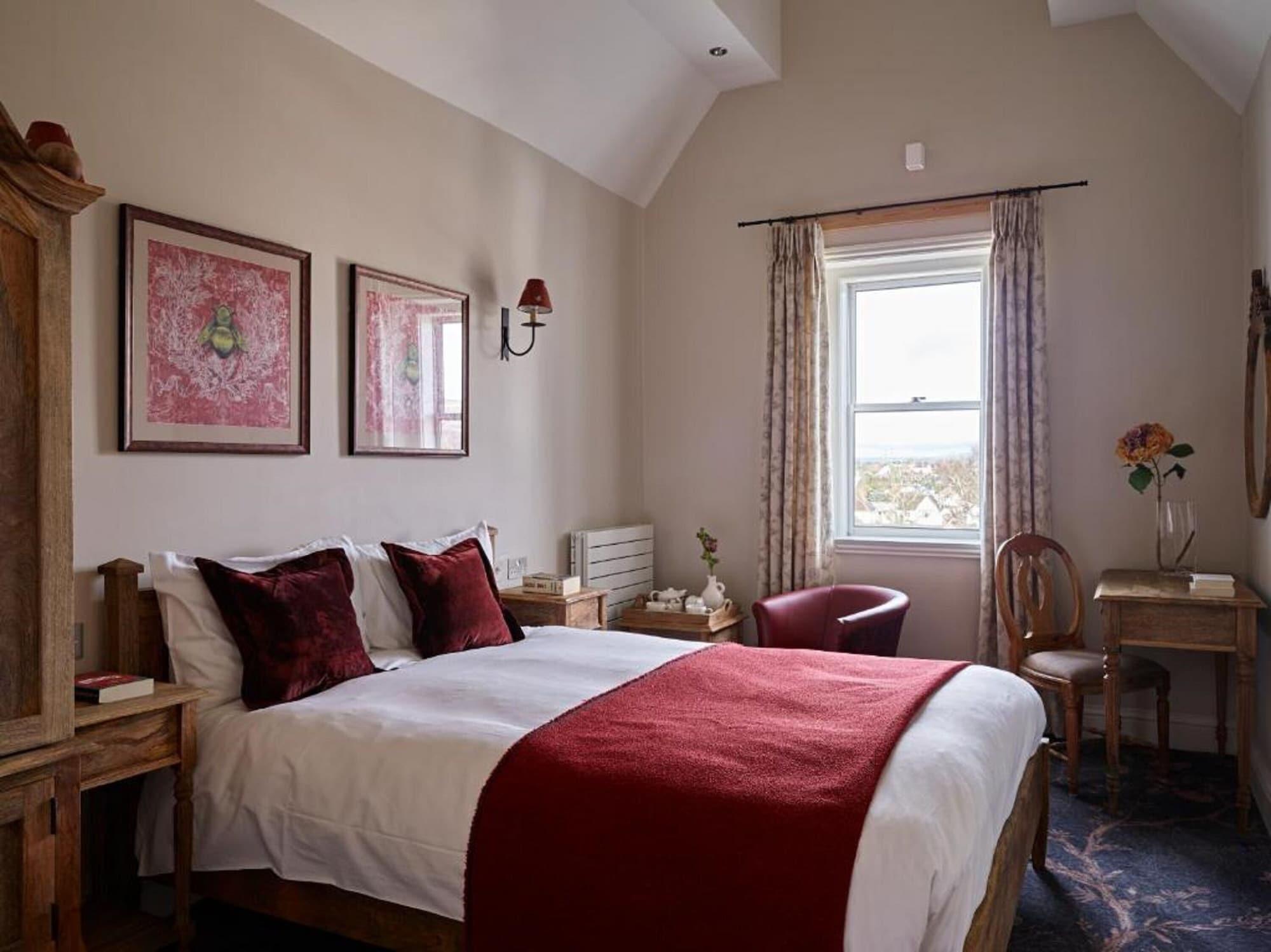 Bed and Breakfast Cotswold Grange Cheltenham Exteriér fotografie A bedroom at the hotel